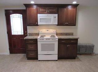 55 Clark St, Gardner, MA 01440