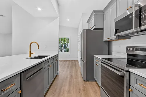 45 Tiffany Dr Photo 1