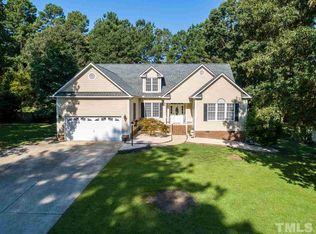 214 Waverly Dr, Clayton, NC 27527