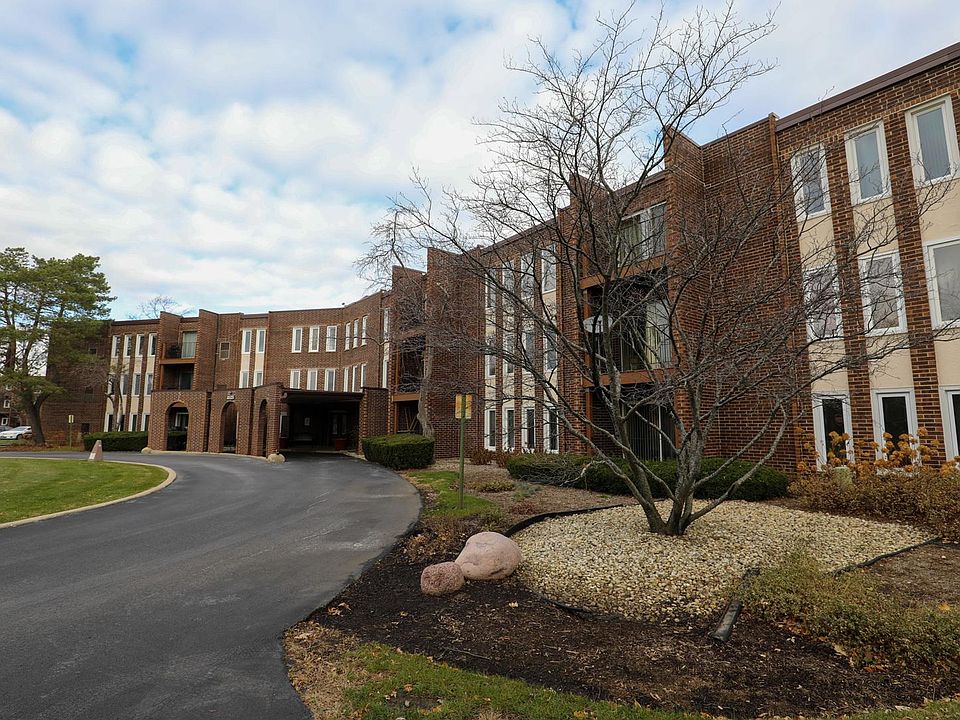 1st image of 1575 Sandpebble Dr APT 110