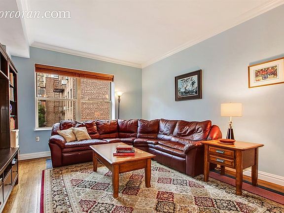 3rd image of 736 W 187th St APT 609