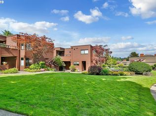 5918 S Riveridge Ln, Portland, OR 97239