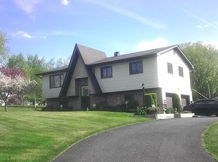 14 Larissa Ln, Wappingers Falls, NY 12590