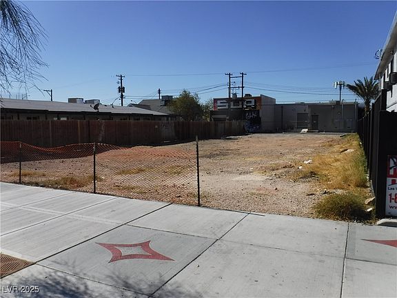 5th image of 1420 S Casino Center Blvd