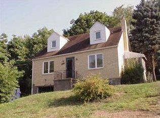 307 Clever Ave, Mc Kees Rocks, PA 15136