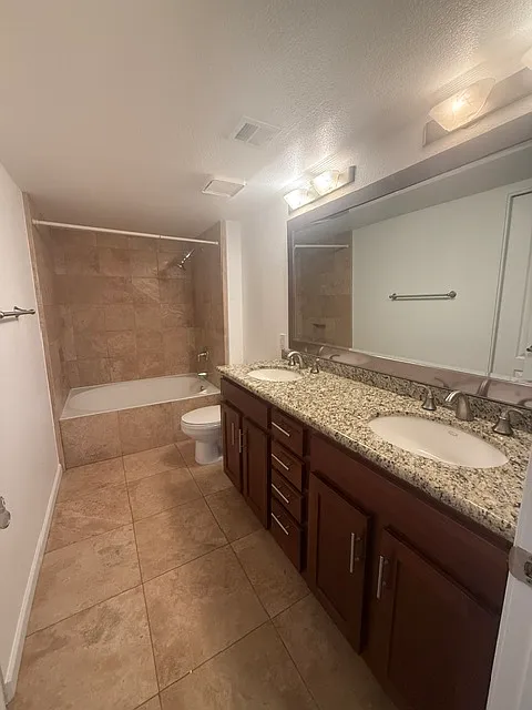 2 bed, 1204 sqft, $3,100 — Photo 4