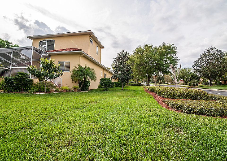 1st image of 12712 Oak Hollow Ct
