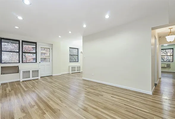 Sold by DO NOT USE - CENTURY 21 Amiable Realty Group II Inc | media 37