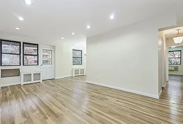 Sold by DO NOT USE - CENTURY 21 Amiable Realty Group II Inc