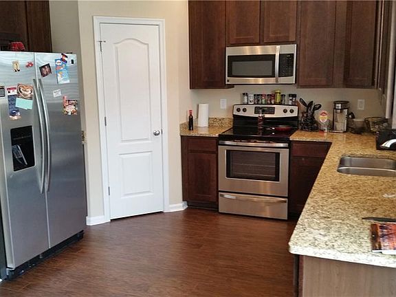 4th image of 4968 Almandine Ave #146A