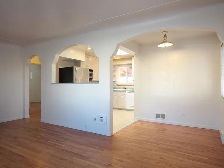 2028 Meade St — Photo 3