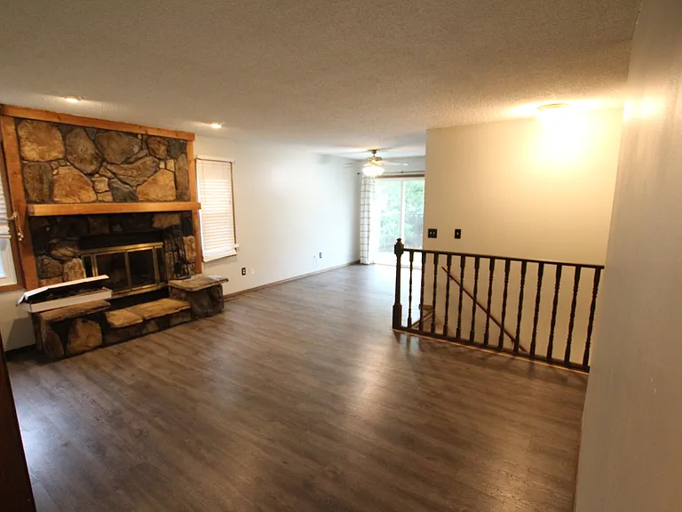 512 N Cardington St — Photo 4