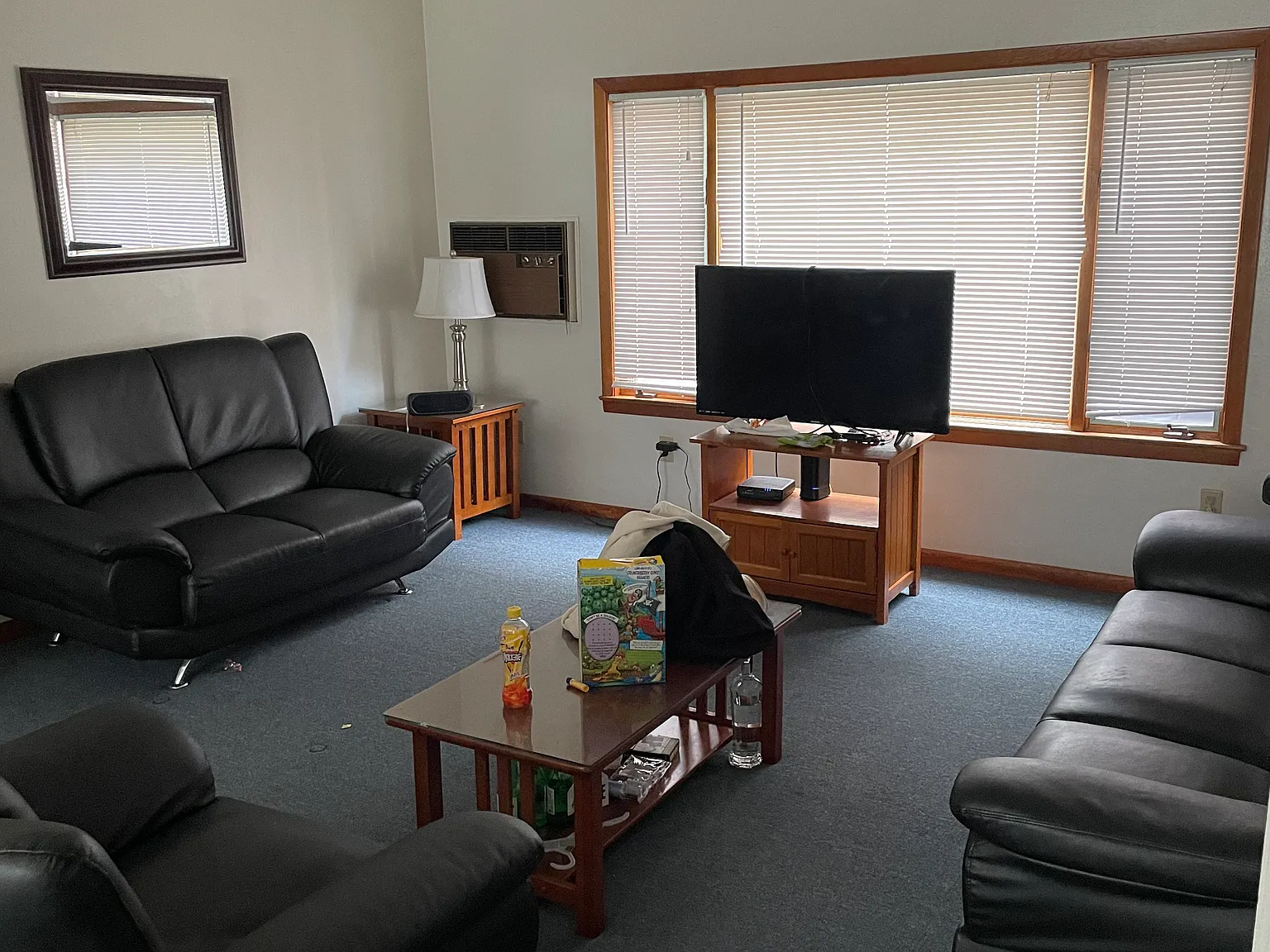 7 Seminary Ave — Photo 4