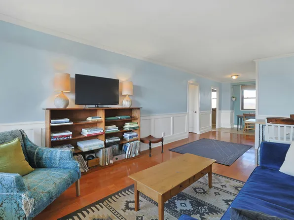 4705 Henry Hudson Parkway image 8 of 22