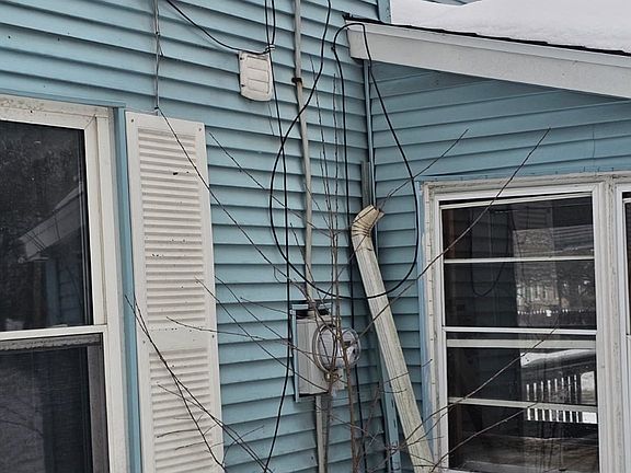 3rd image of 167 Daniels Ave