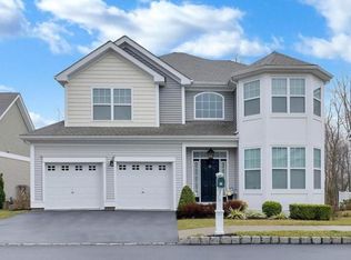 88 Fairways Dr, Middletown, NY 10940