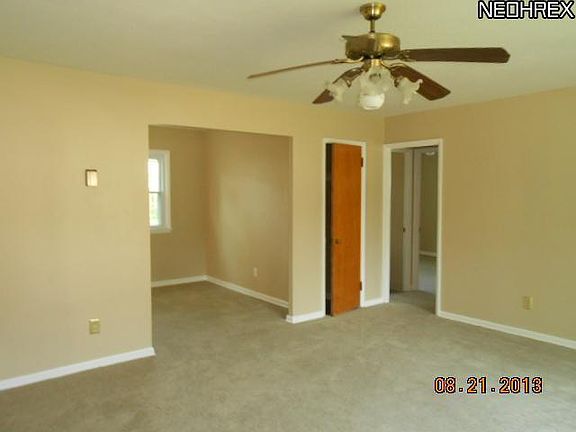 2nd image of 9967 Newkirk Dr