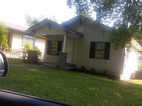5th image of 236 Dallas St
