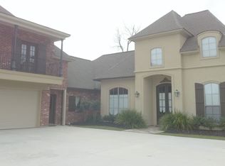 12435 Oak Fields Dr, Geismar, LA 70734