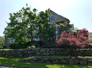 4 Kips Rdg, Verona, NJ 07044