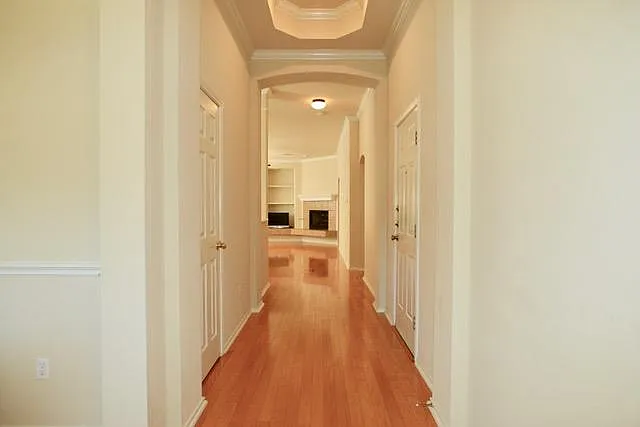 138 Chestnut Ct — Photo 4