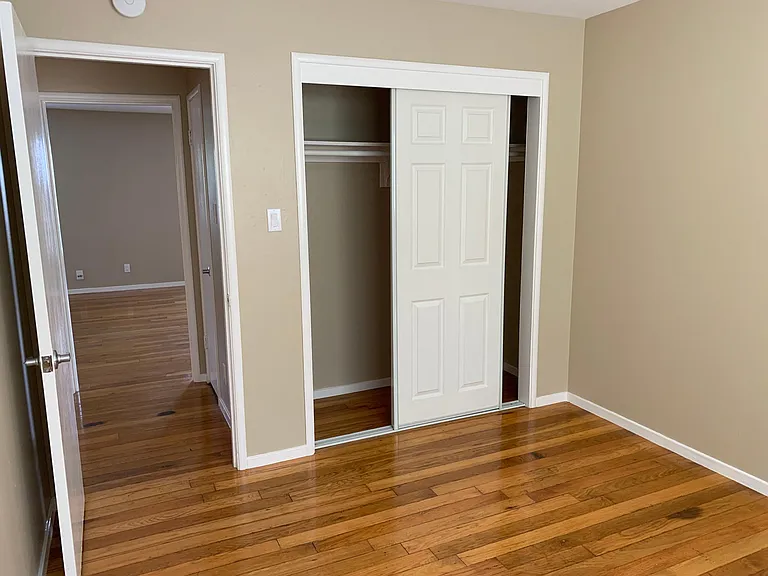 3005 Ellis St — Photo 10