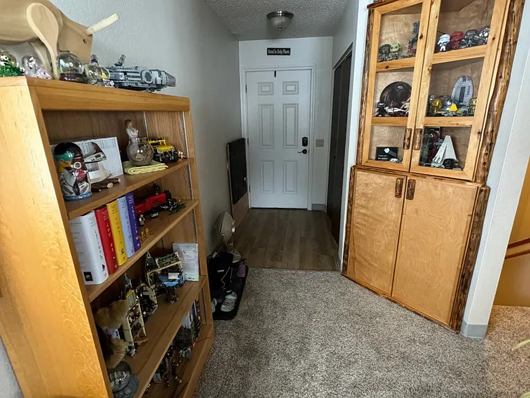 903 W 40th Ave #1 — Photo 2
