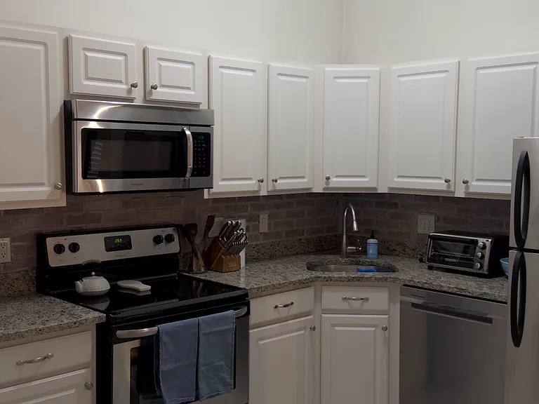 158 F St #1 — Photo 5