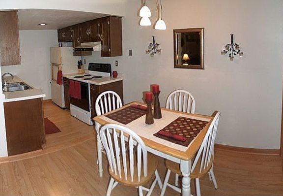 2nd image of 220 Bienterra Trl APT 1C