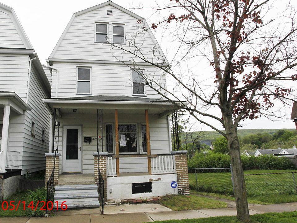 1st image of 76 Seneca St