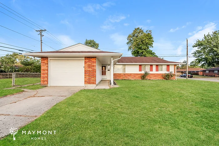 3 bed, 1.5 bath, 1500 sqft, $1,595 — Photo 1