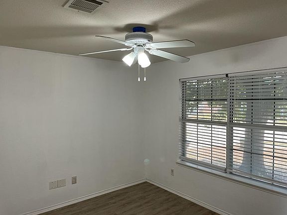 2nd image of 9960 Sparrow Hawk Ln