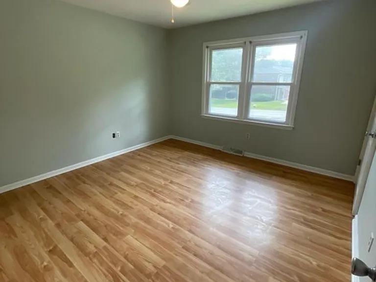 507 Arlington Dr #D — Photo 8