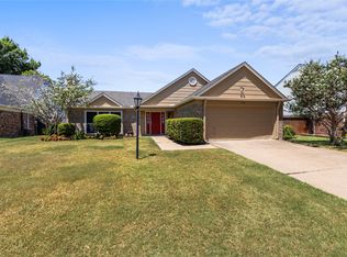 4447 Wheeler St, Grand Prairie, TX 75052