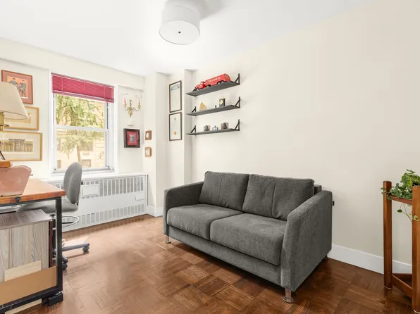 525 East 86th Street image 5 of 11