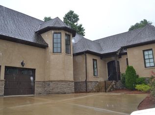 256 Normandy Ln, Chelsea, AL 35043