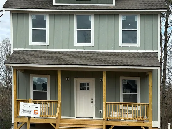 14 Berry Crest Ln, Arden, NC 28704