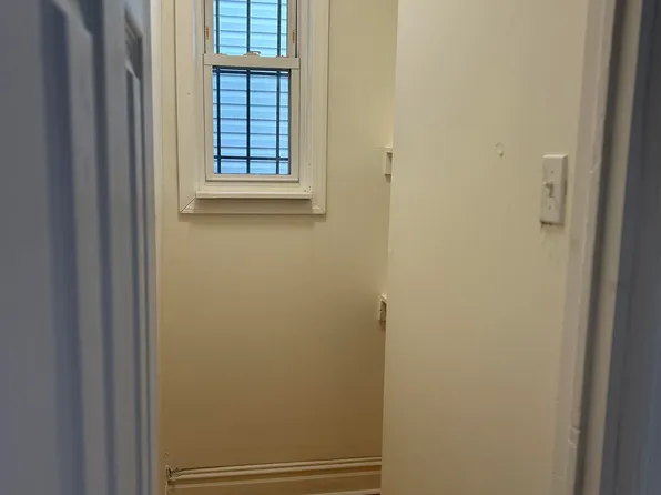 725 Garfield Avenue image 3 of 36