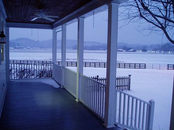 4th image of 534 Hannah Ln