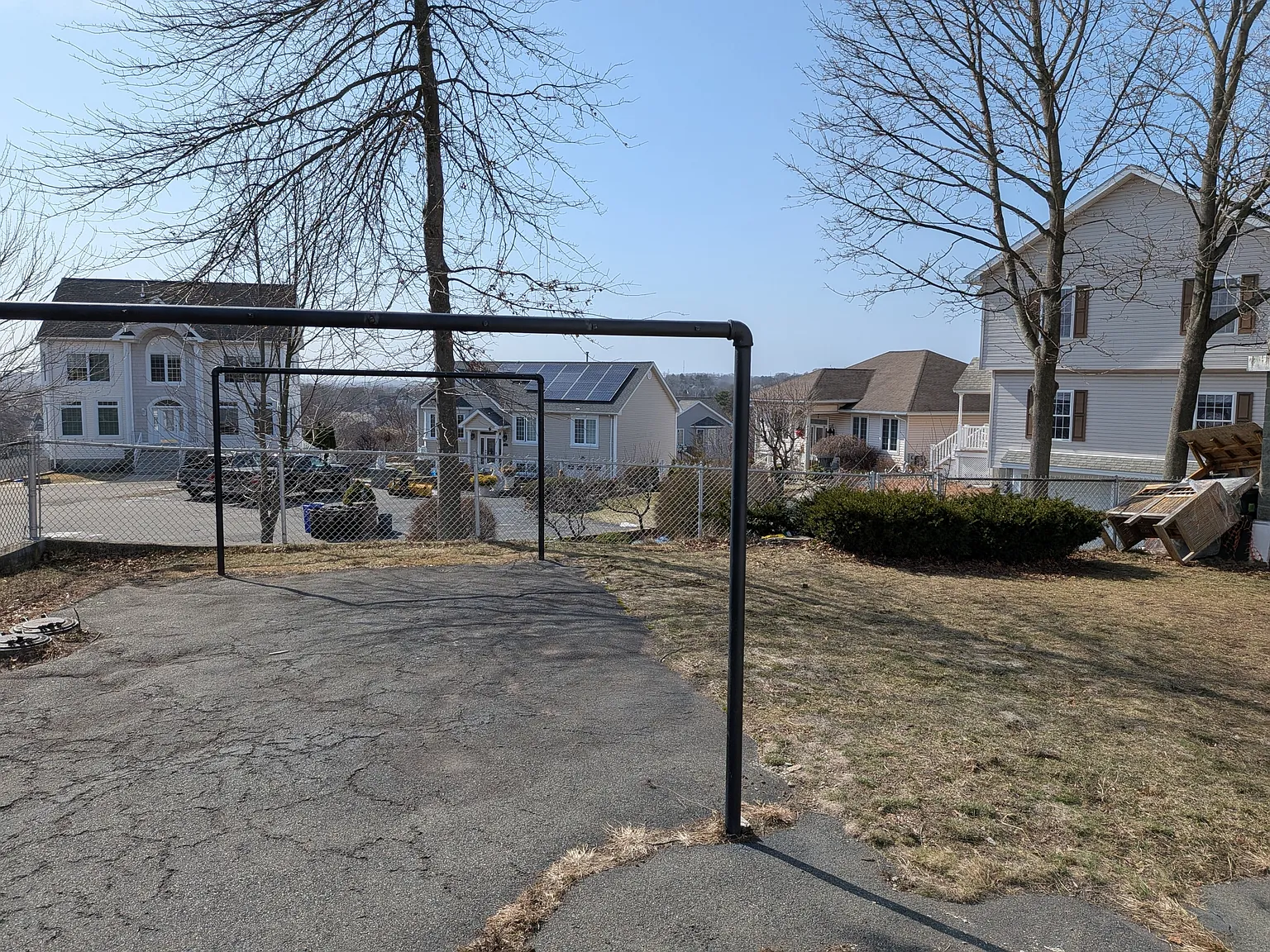 46 Roberts Street - 2 — Photo 4