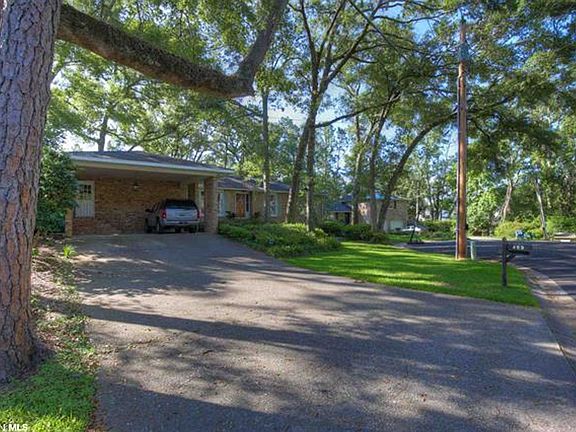 2nd image of 453 Ivy Cir