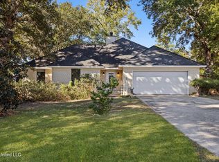 884 Kailua Pl, Diamondhead, MS 39525