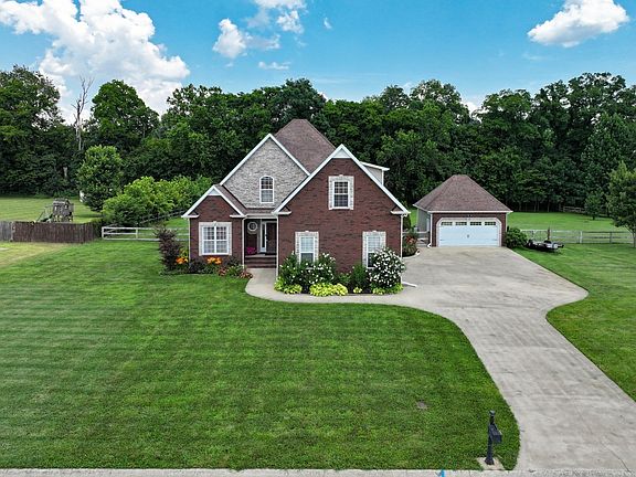 4th image of 4575 Grovewood Ct