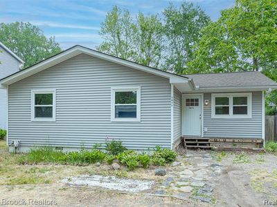 1075 Seabury Dr, Lake Orion, MI, 48362
