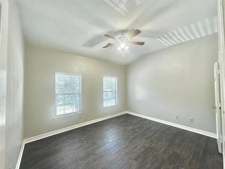 61 Woodland Hills Dr #B — Photo 14