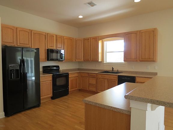 5th image of 15270 NE 14th Pl