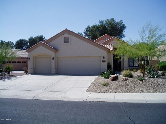 2nd image of 4618 N GREENVIEW Circle #S