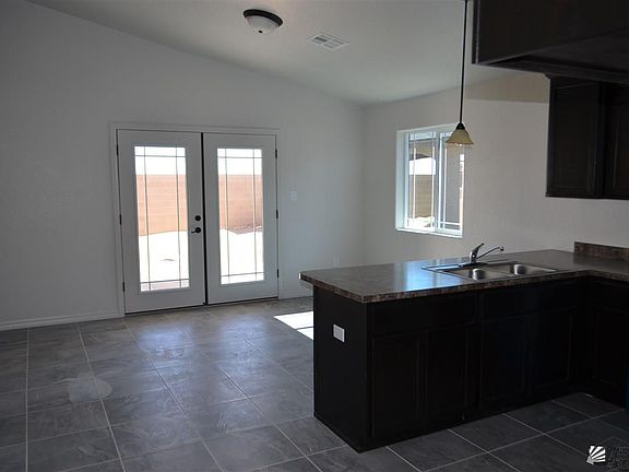 5th image of 364 N Fernando Padilla Ave