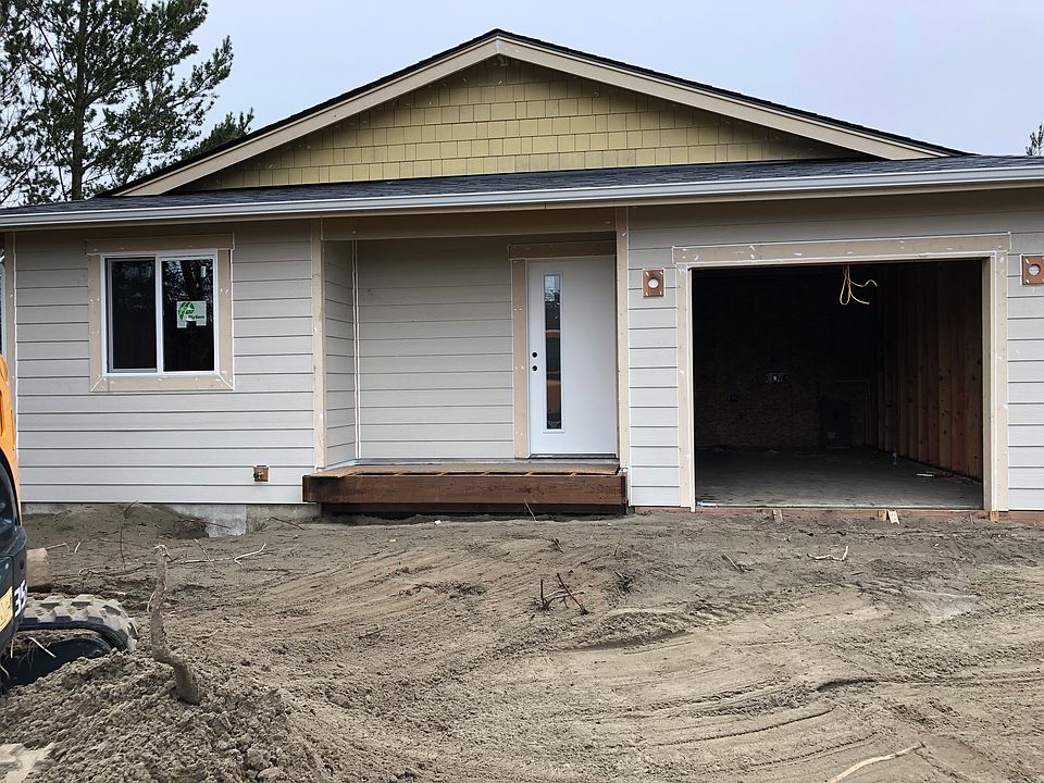1st image of 312 Marine View Dr SW