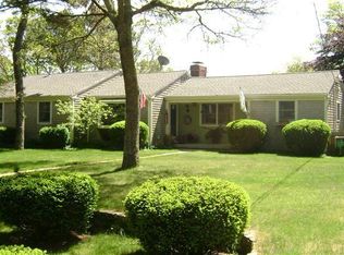 8 Paulinda Rd, Pocasset, MA 02559